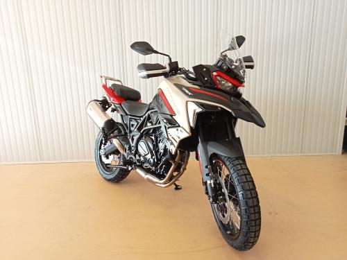 Nouvelle BENELLI TRK 702 / 702X