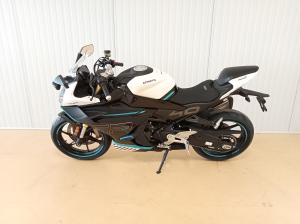 CFMOTO 450 SR