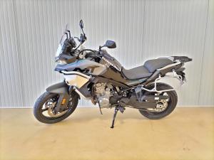 CFMOTO MT 800 SPORT 2023 DÉMO